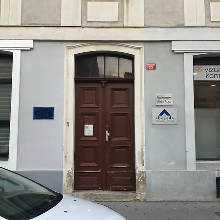 Apartment Nobl Plac